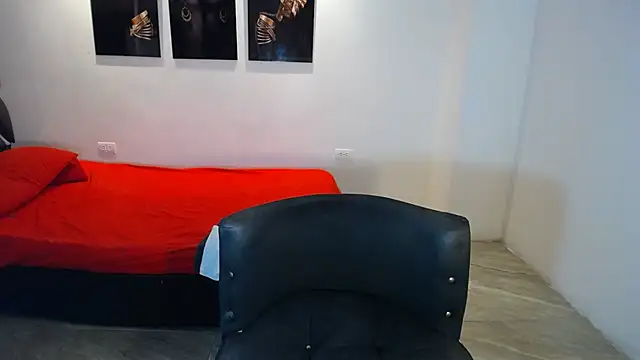 naomiwildburn online show from 09.13.25