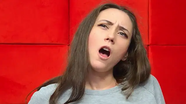 AliceMunro online show from 02.05.25