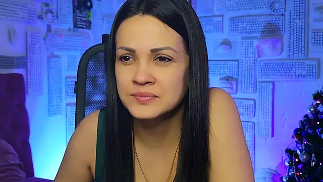 KarolinaRobinson online show from 01.04.25