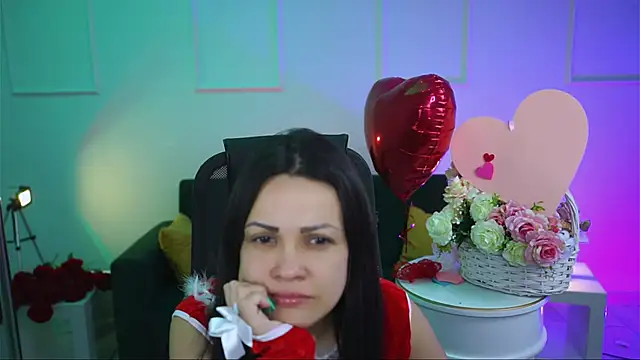 KarolinaRobinson online show from 02.13.25