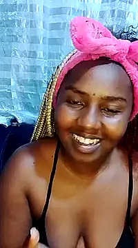 Snapshot of Sexxycheeks- chatting on 01.05.25 Sexxycheeks- online show from 01.05.25