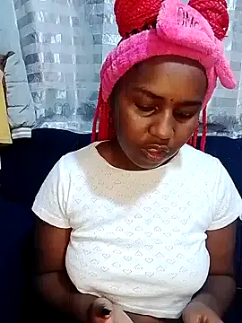 Snapshot of Sexxycheeks- chatting on 01.13.25 Sexxycheeks- online show from 01.13.25