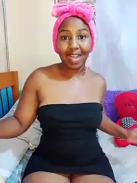 Snapshot of Sexxycheeks- chatting on 03.18.25 Sexxycheeks- online show from 03.18.25