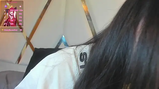 MarielQueenx online show from 01.04.25