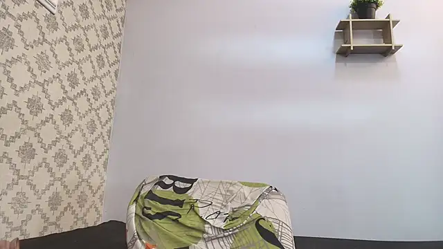 Chantal taylor  online show from 02.24.25