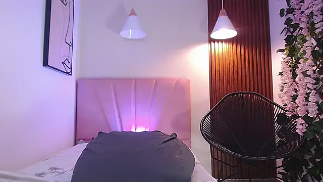  Daneshka online show from 02.08.25