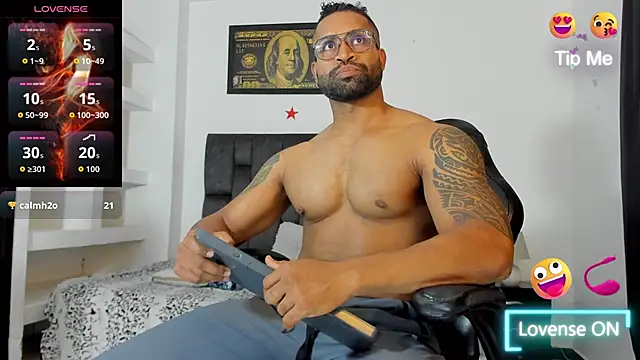 Snapshot of MattRodriguez9 chatting on 02.11.26 MattRodriguez9 online show from 02.11.26