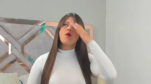 Victoriabecker online show from 01.31.25