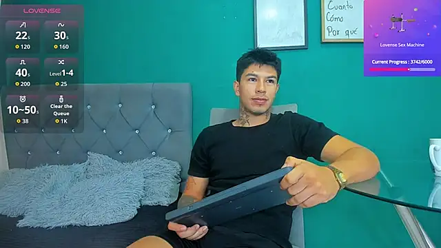 Snapshot of mateoreal1 chatting on 06.04.26 mateoreal1 online show from 06.04.26