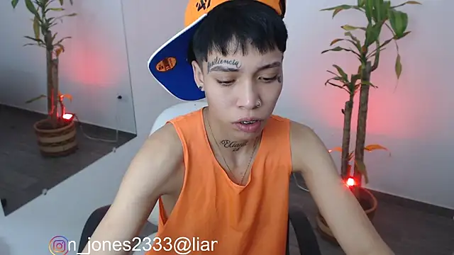 Jonesliam23 online show from 12.13.24