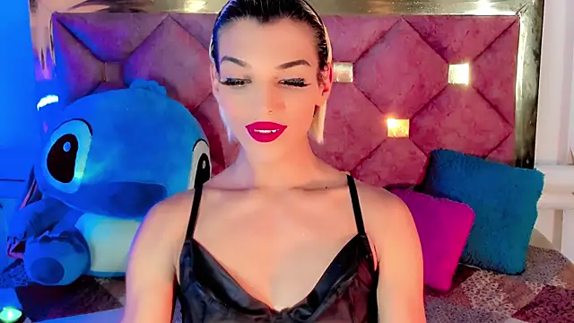 Snapshot of the-horus-girl chatting on 12.16.24 the-horus-girl online show from 12.16.24