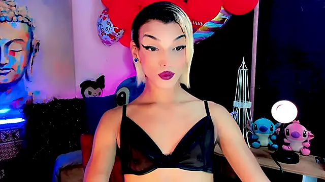 Snapshot of the-horus-girl chatting on 03.05.25 the-horus-girl online show from 03.05.25