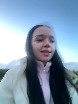 Vanesskaa online show from 10.31.25