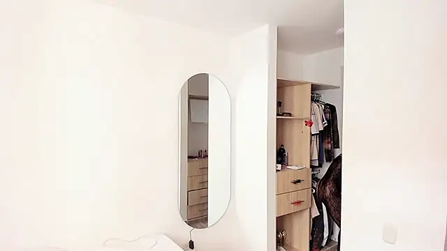 rose scottt online show from 11.29.25