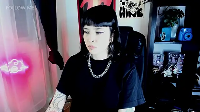 Snapshot of Demongirl6666 chatting on 03.12.26 Demongirl6666 online show from 03.12.26