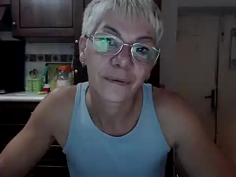 jona33 online show from 10.15.25