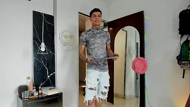 Jordyrodriiguez online show from 11.23.25