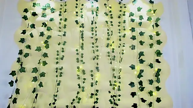 Snapshot of Natasha_Nasty2 chatting on 02.25.25 Natasha Nasty2 online show from 02.25.25