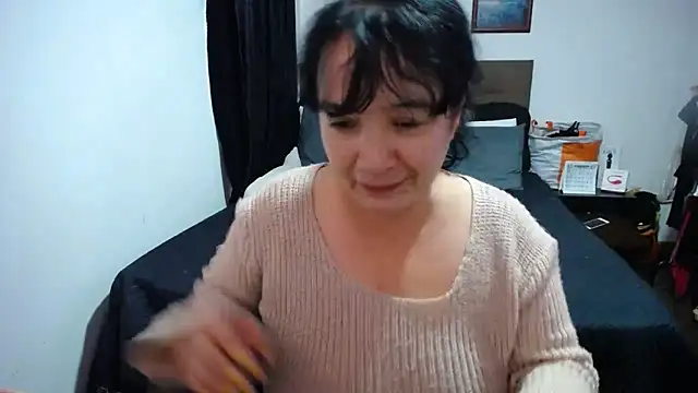 Sweeetness Milf online show from 01.28.25