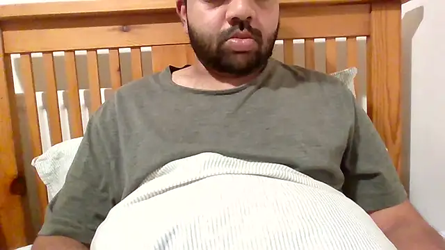 whoreboi98 online show from 04.15.26