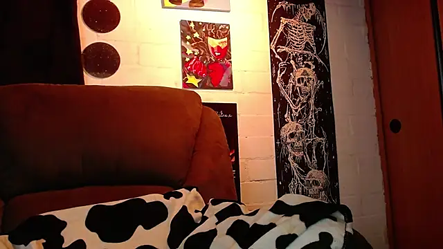 Snapshot of NEXT_DOOR_GIRL_ chatting on 02.27.25 NEXT DOOR GIRL online show from 02.27.25