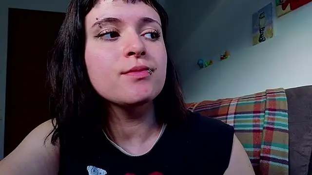 NEXT DOOR GIRL  online show from 04.09.26