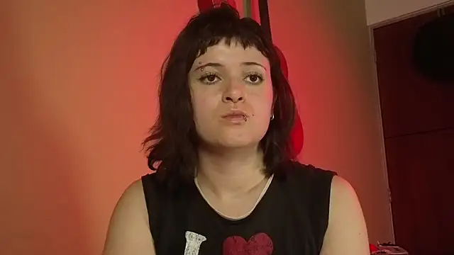 NEXT DOOR GIRL  online show from 04.16.26