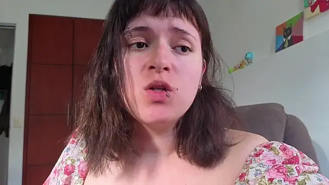 Snapshot of NEXT_DOOR_GIRL_ chatting on 06.25.26 NEXT DOOR GIRL online show from 06.25.26