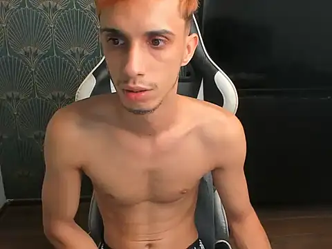 Snapshot of se6model chatting on 09.22.25 se6model online show from 09.22.25