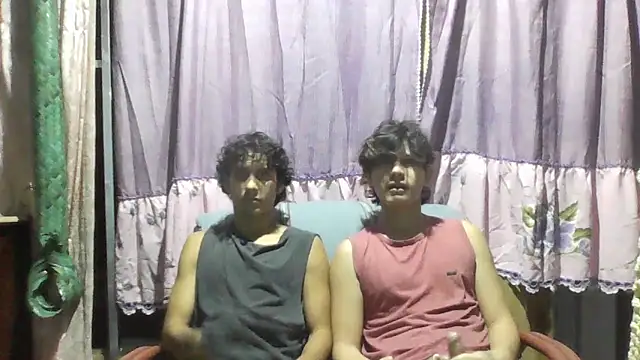 Snapshot of pedrodavid_ chatting on 10.15.25 pedrodavid online show from 10.15.25