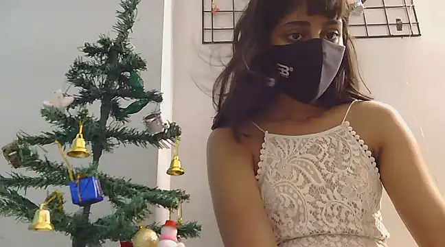Snapshot of shimoona chatting on 12.26.24 shimoona online show from 12.26.24