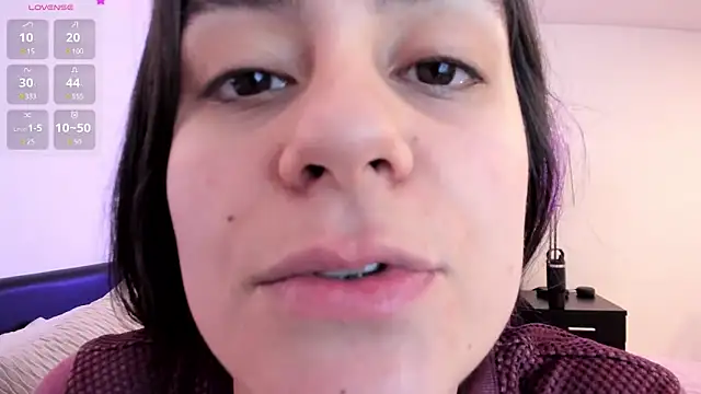 Snapshot of guccipussy1 chatting on 02.22.25 guccipussy1 online show from 02.22.25