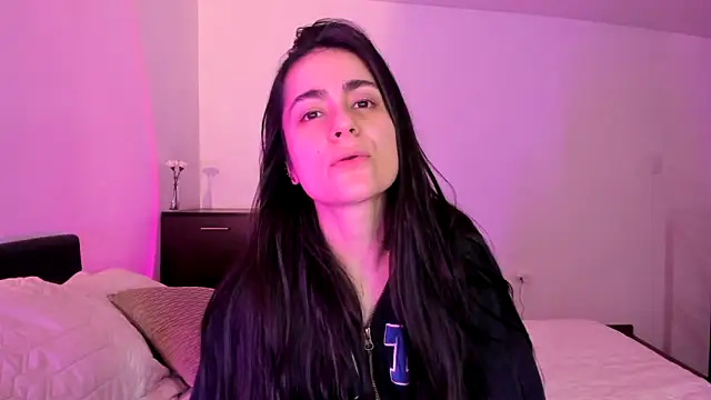 Snapshot of guccipussy1 chatting on 03.14.25 guccipussy1 online show from 03.14.25
