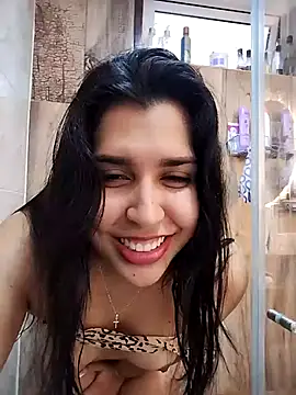 NiaSoler online show from 03.04.25