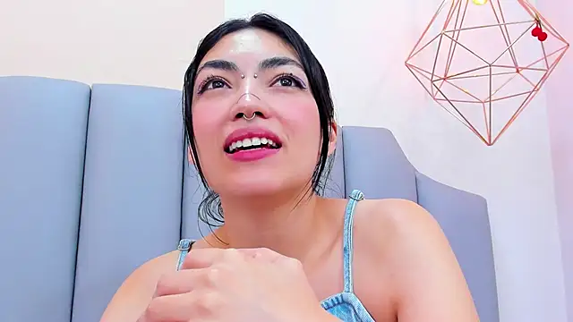 ThailyCherry online show from 01.16.25