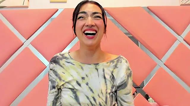 ThailyCherry online show from 03.01.25