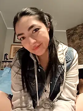 ThailyCherry online show from 11.25.25