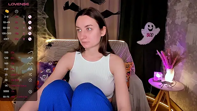 annacooleman online show from 10.28.25