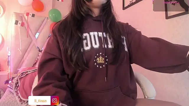 Snapshot of Punkys_ chatting on 06.18.26 Punkys online show from 06.18.26