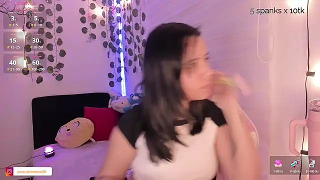 moonliiiight1 online show from 01.02.25