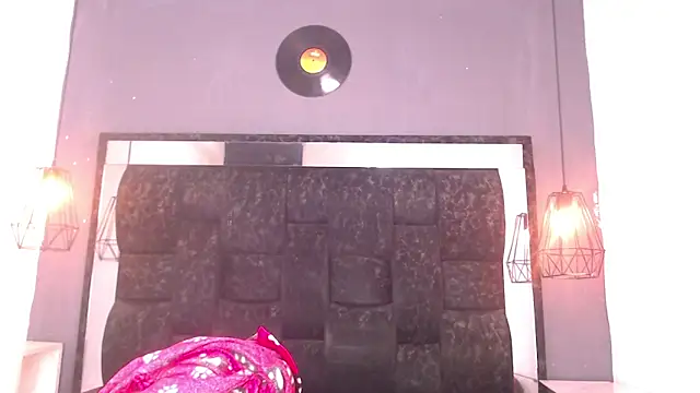 AndreaGil  online show from 02.15.26