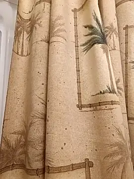 otterlover123 online show from 12.14.25