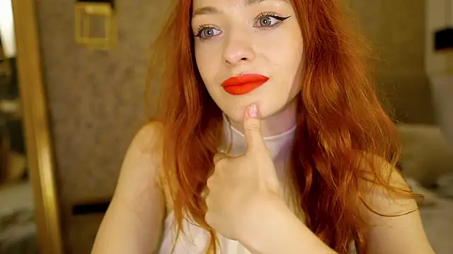 Snapshot of MiaRouge chatting on 05.15.26 MiaRouge online show from 05.15.26