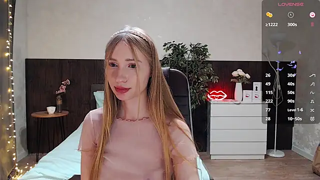 Cutie Annie online show from 01.07.25