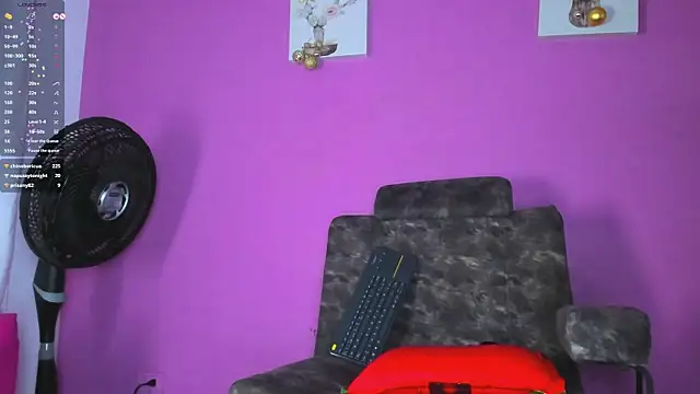 Snapshot of jade_brunnette chatting on 02.03.25 jade brunnette online show from 02.03.25