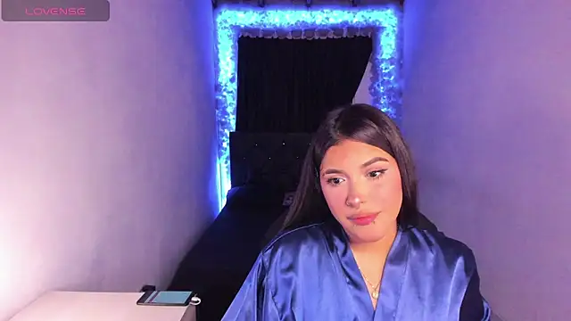 Snapshot of Mariana_Hasper_ chatting on 02.13.25 Mariana Hasper  online show from 02.13.25