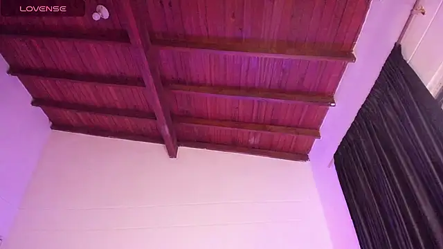 Mariana Hasper  online show from 01.11.26