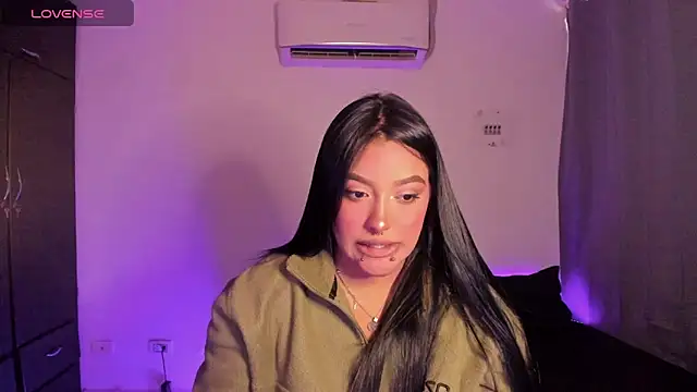 Mariana Hasper  online show from 06.18.26