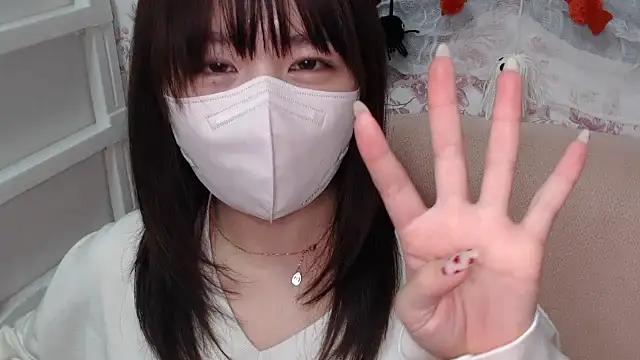 mei hosina online show from 10.28.25