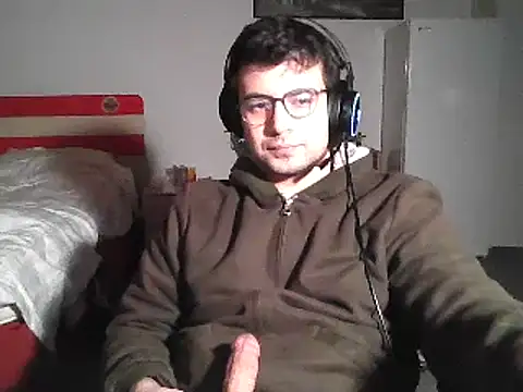 Snapshot of mrKerem123 chatting on 03.19.25 mrKerem123 online show from 03.19.25